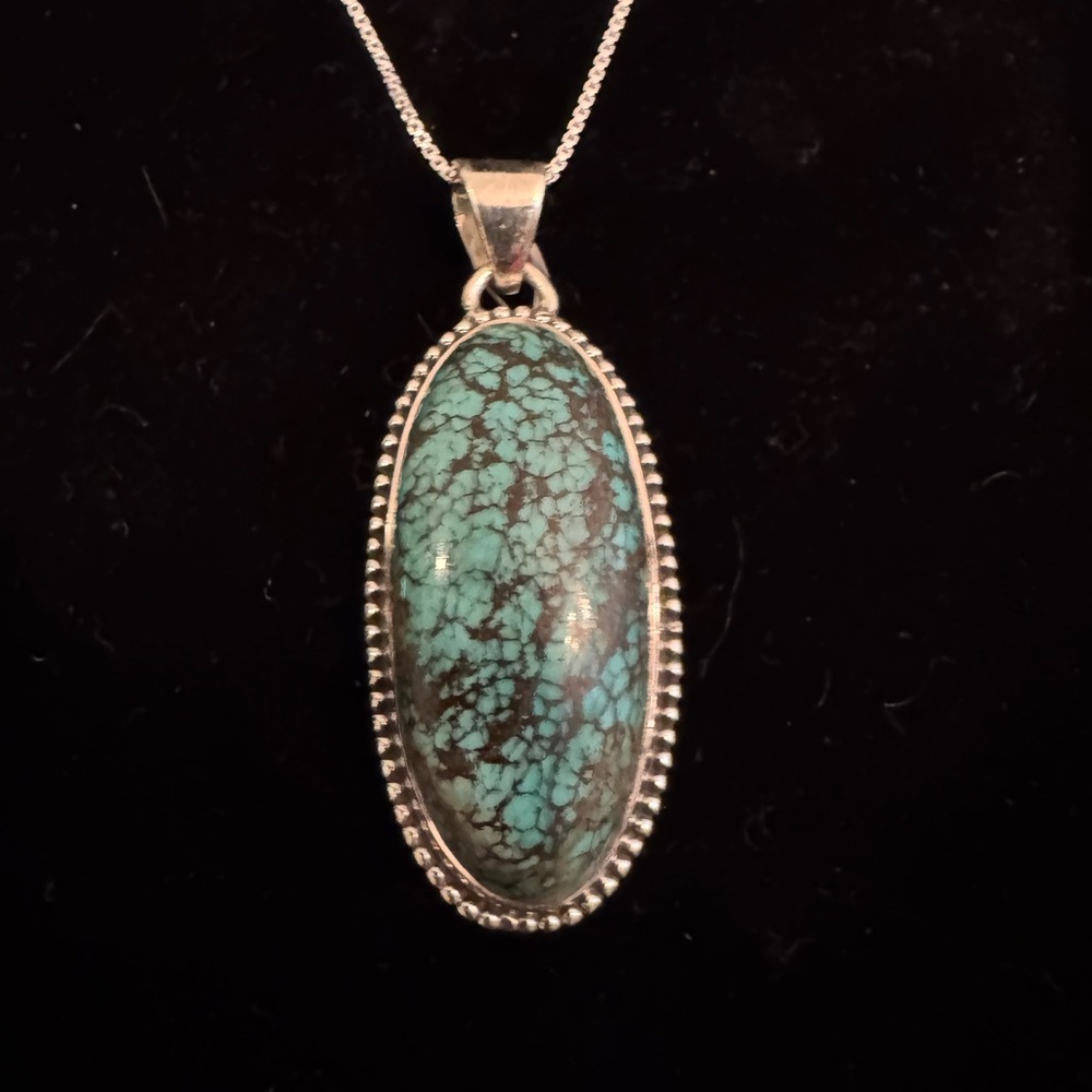 Genuine Turquoise and‎ sterling Silver Pendant Necklace